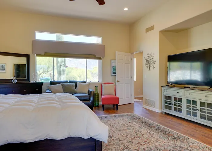 Updated W/ Panoramic Mtn Views & Pool!