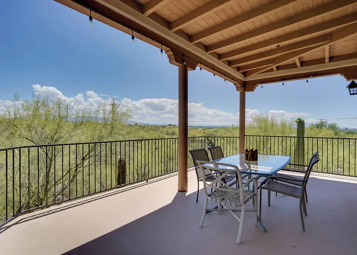 Updated W/ Panoramic Mtn Views & Pool! Tucson